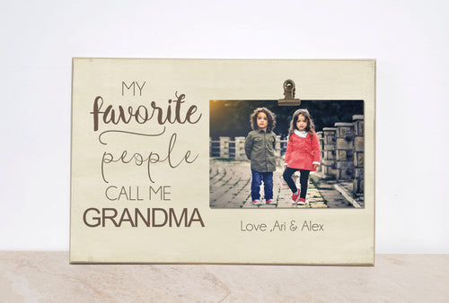 Personalized Photo Frame, Christmas Gift For Grandma {My Favorite People Call Me Grammy}  Personalized Gift (ANY name!)  Picture Frame