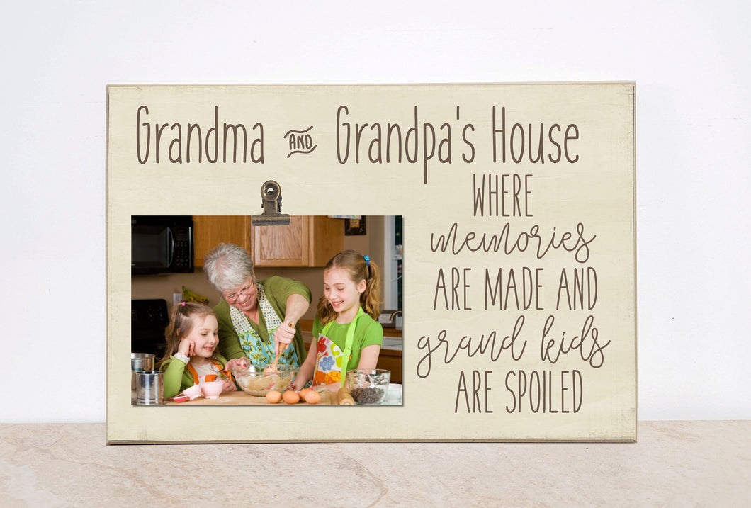 Personalized Picture Frame Gift For Grandma {Grandma's House... Memories are Made} Custom Photo Frame, Christmas Gift Grandparents Day Gift